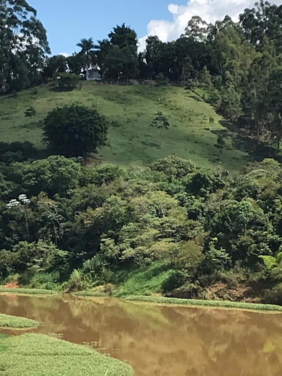 Sítio de 34 ha em Redenção da Serra, SP