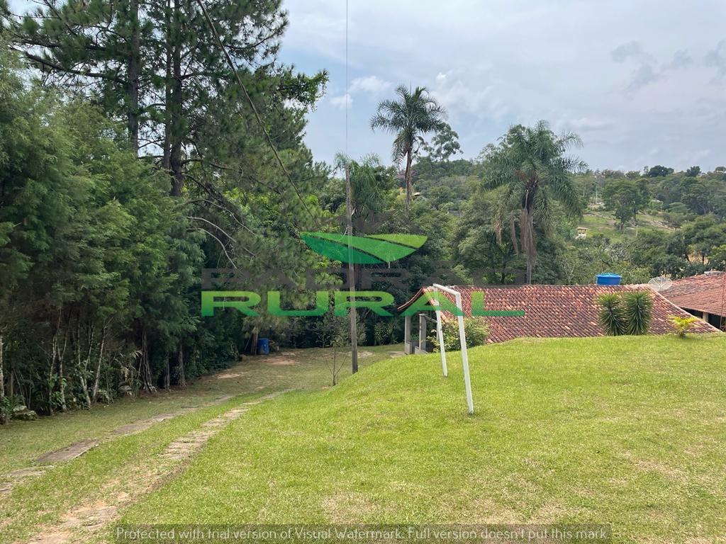 Chácara de 4.000 m² em Mairinque, SP