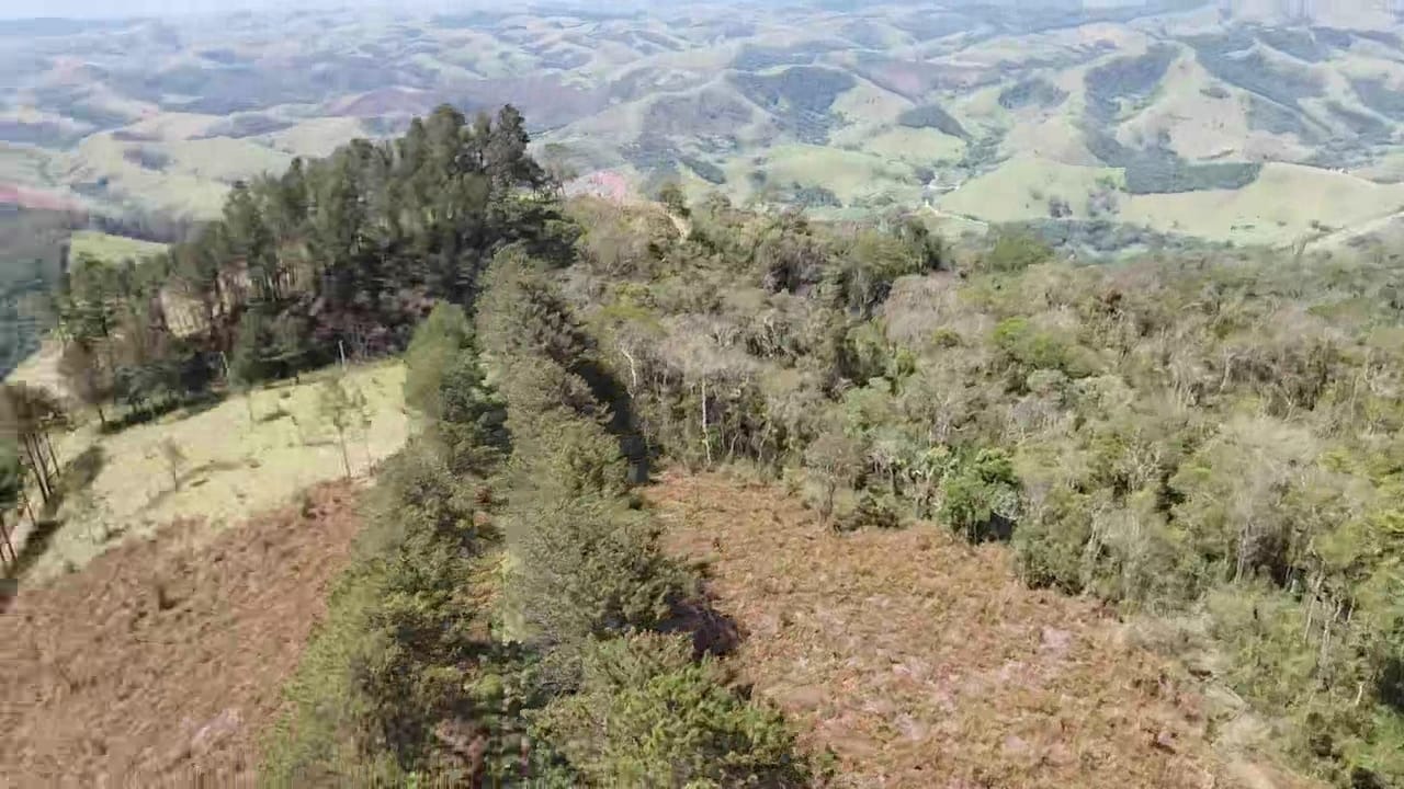 Sítio de 51 ha em Cachoeira Paulista, SP