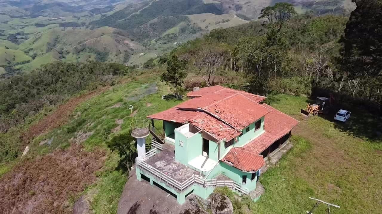 Sítio de 51 ha em Cachoeira Paulista, SP