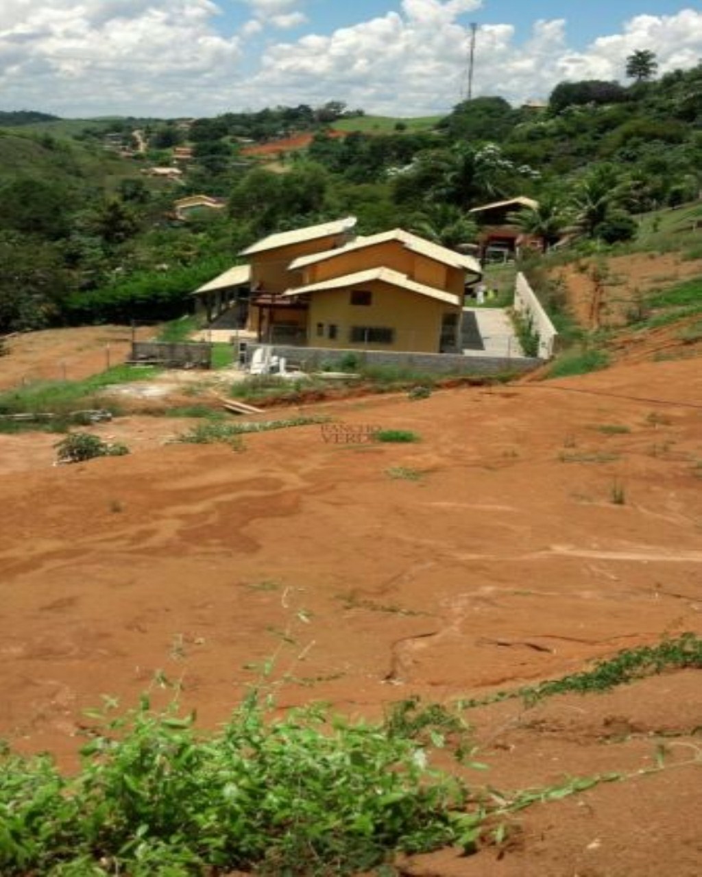 Chácara de 2.000 m² em São José dos Campos, SP