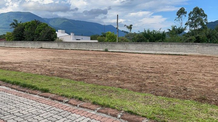 Terreno de 360 m² em Maquiné, RS