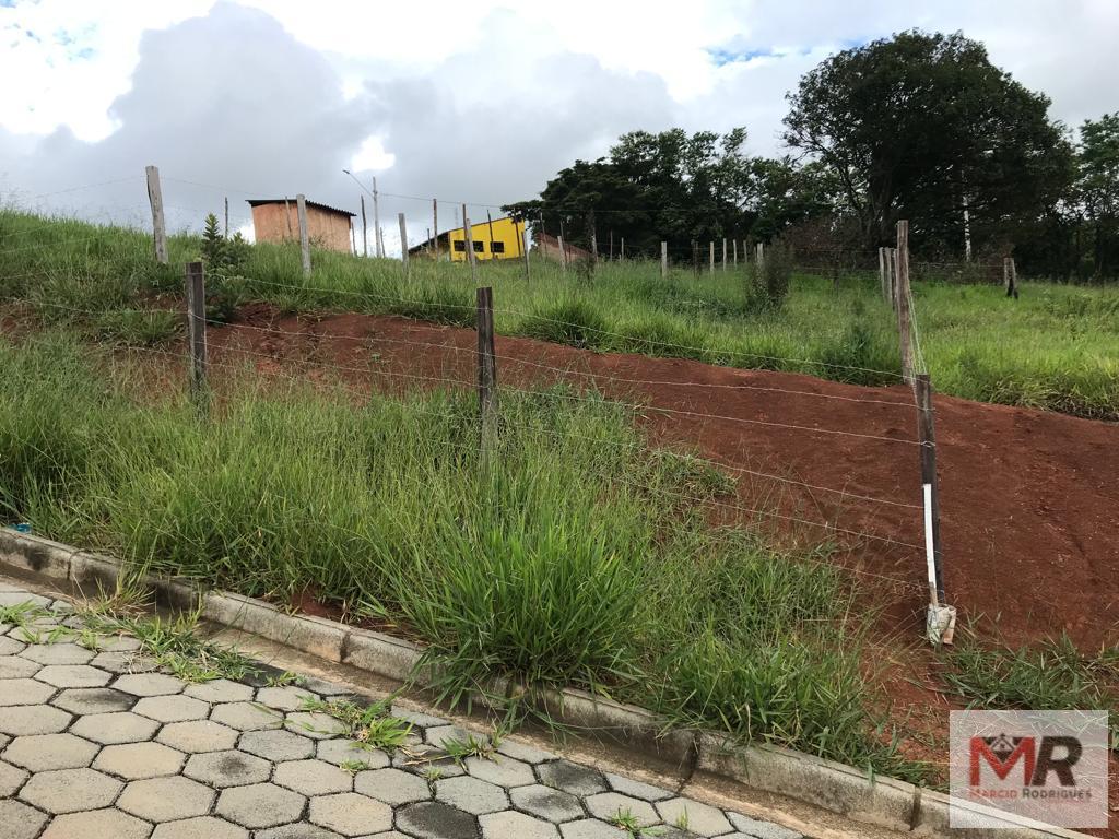 Terreno de 160 m² em Cambuí, MG