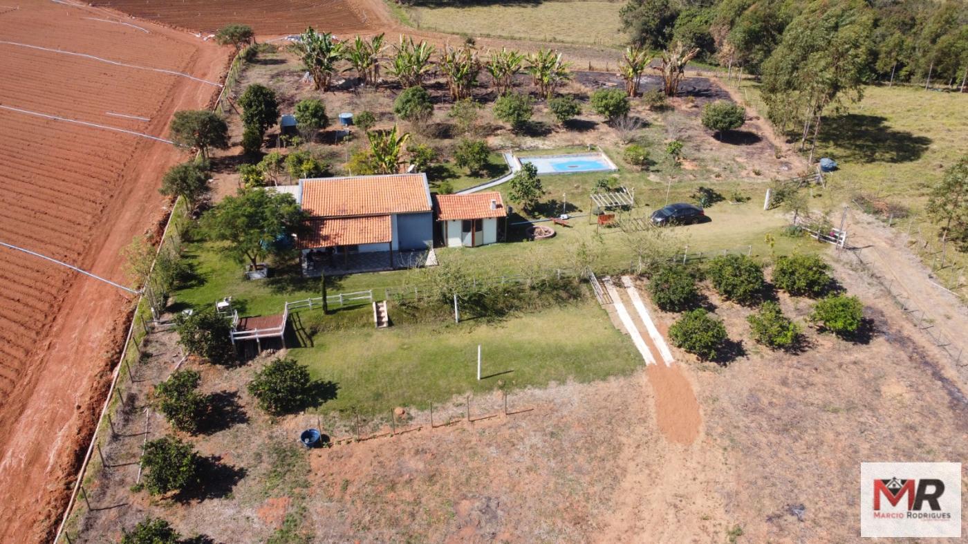 Sítio de 9.750 m² em Silvianópolis, MG