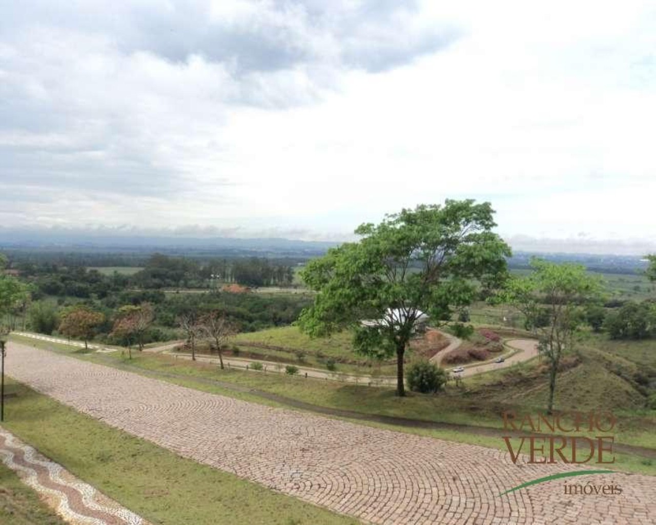 Terreno de 1.370 m² em São José dos Campos, SP