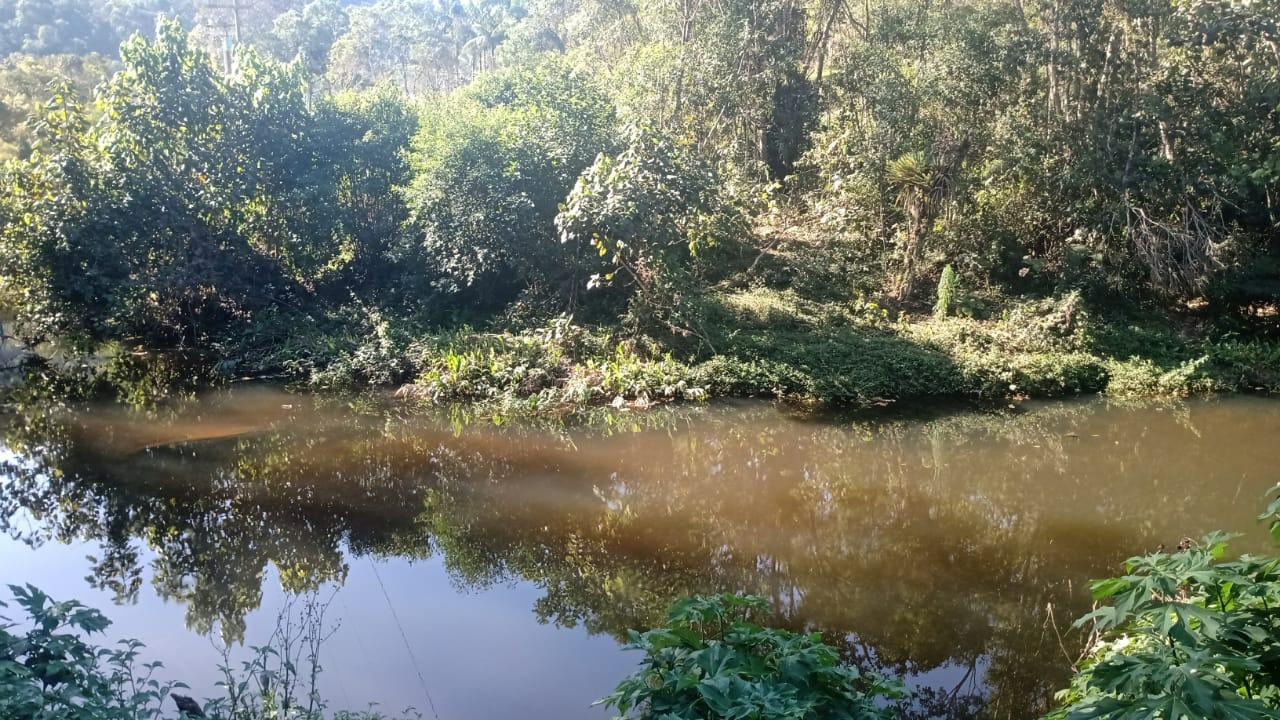 Chácara de 4.000 m² em Paraibuna, SP