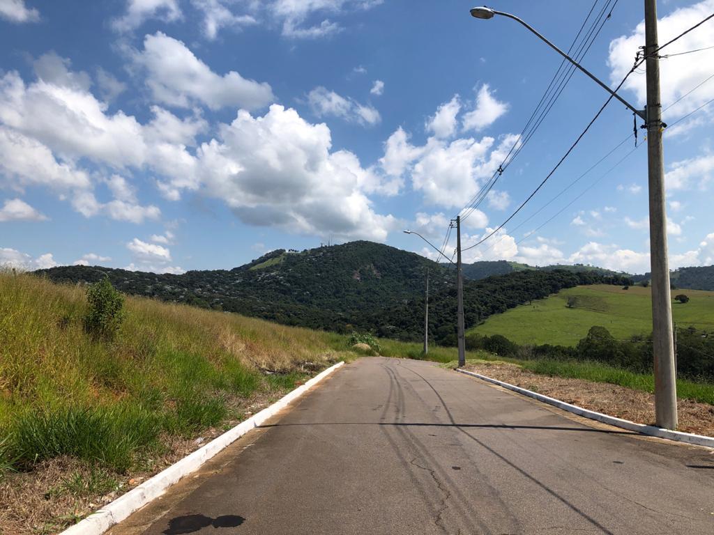 Terreno de 300 m² em Pouso Alegre, MG