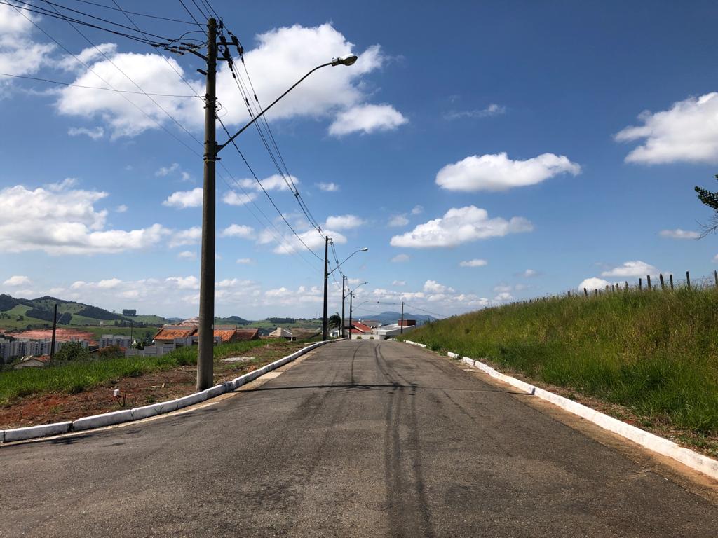 Terreno de 300 m² em Pouso Alegre, MG