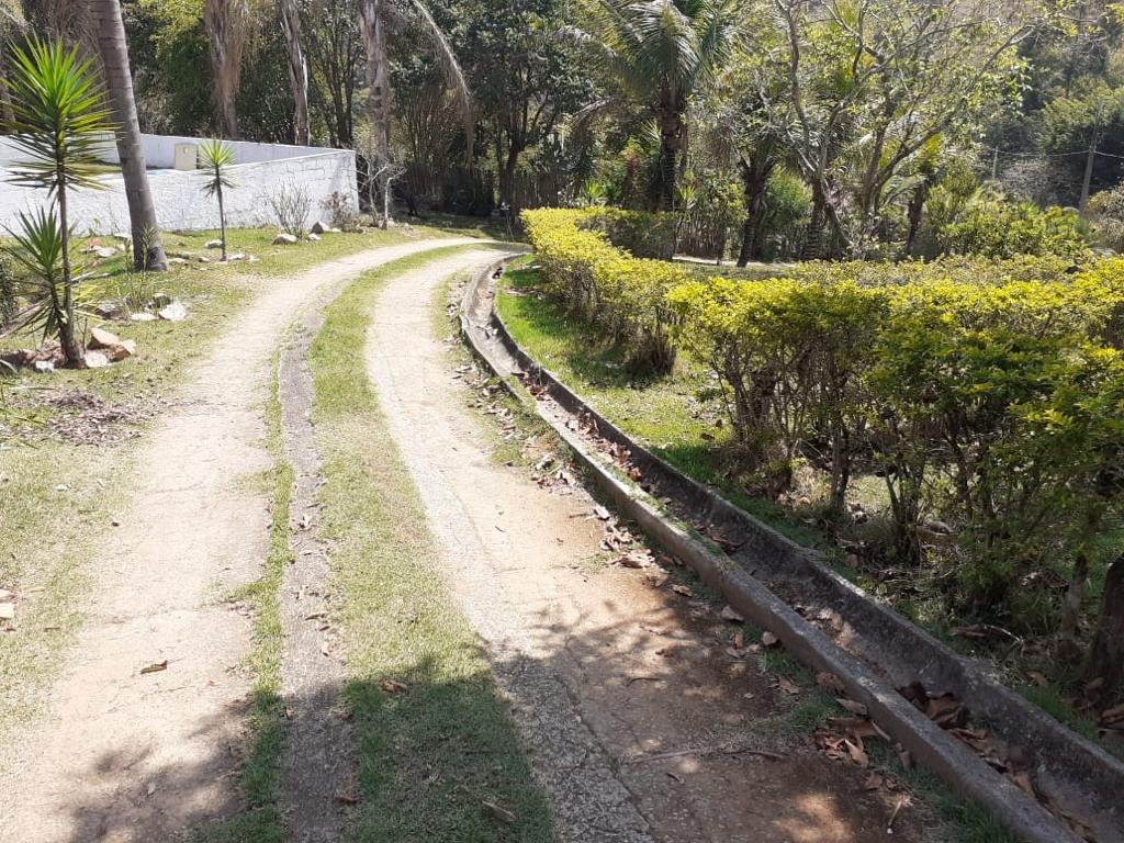 Chácara de 1 ha em Paraibuna, SP