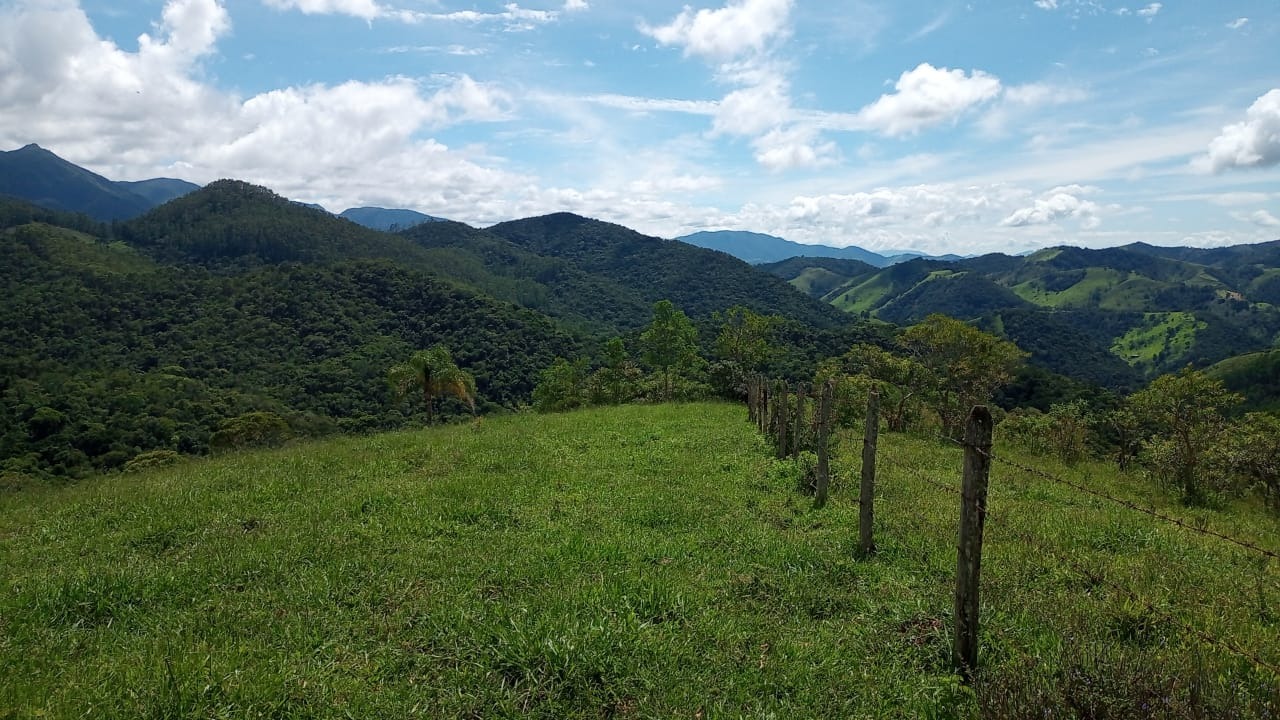 Sítio de 15 ha em São José dos Campos, SP