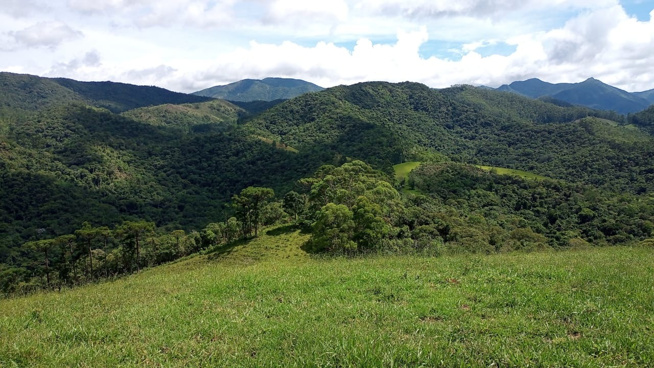 Sítio de 15 ha em São José dos Campos, SP