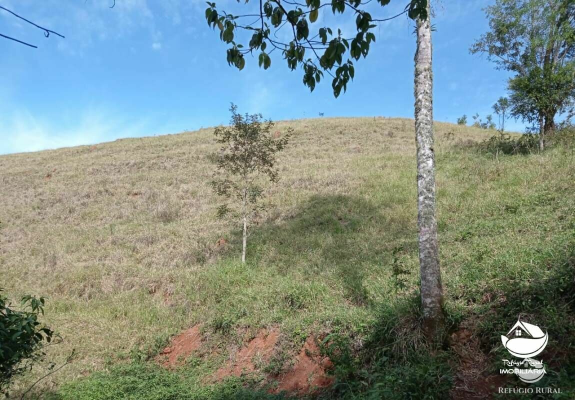 Sítio de 15 ha em São José dos Campos, SP