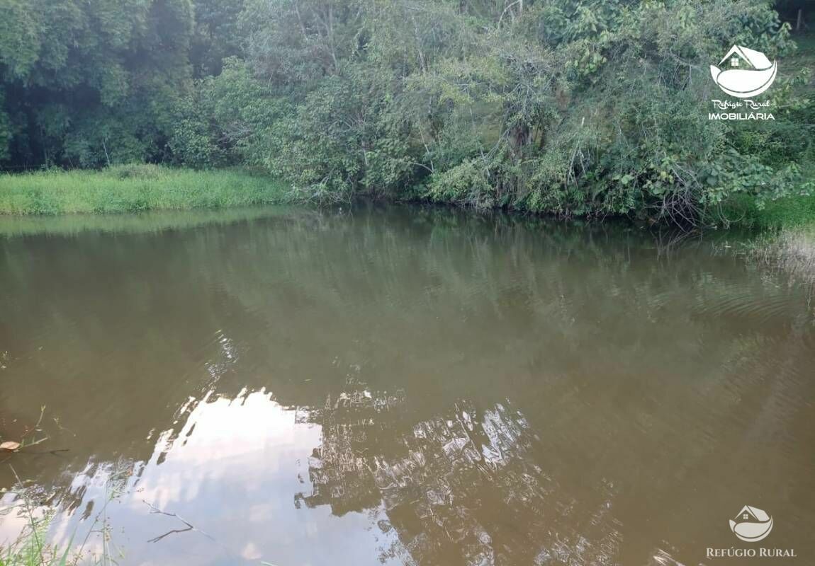 Sítio de 15 ha em São José dos Campos, SP