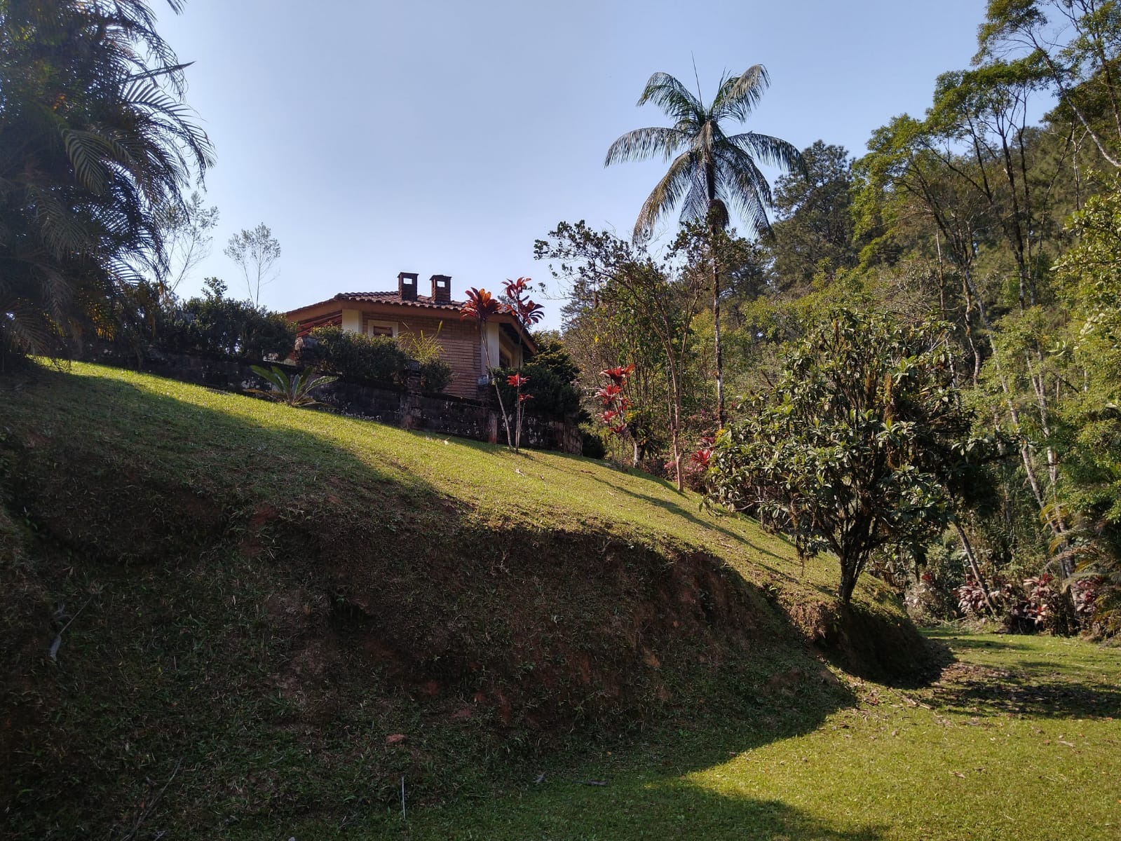 Chácara de 2 ha em Paraibuna, SP