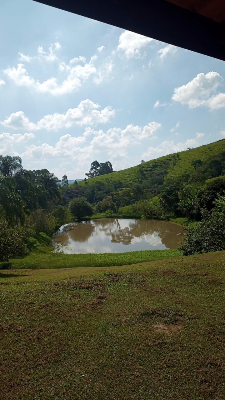 Sítio de 43 ha em Jambeiro, SP