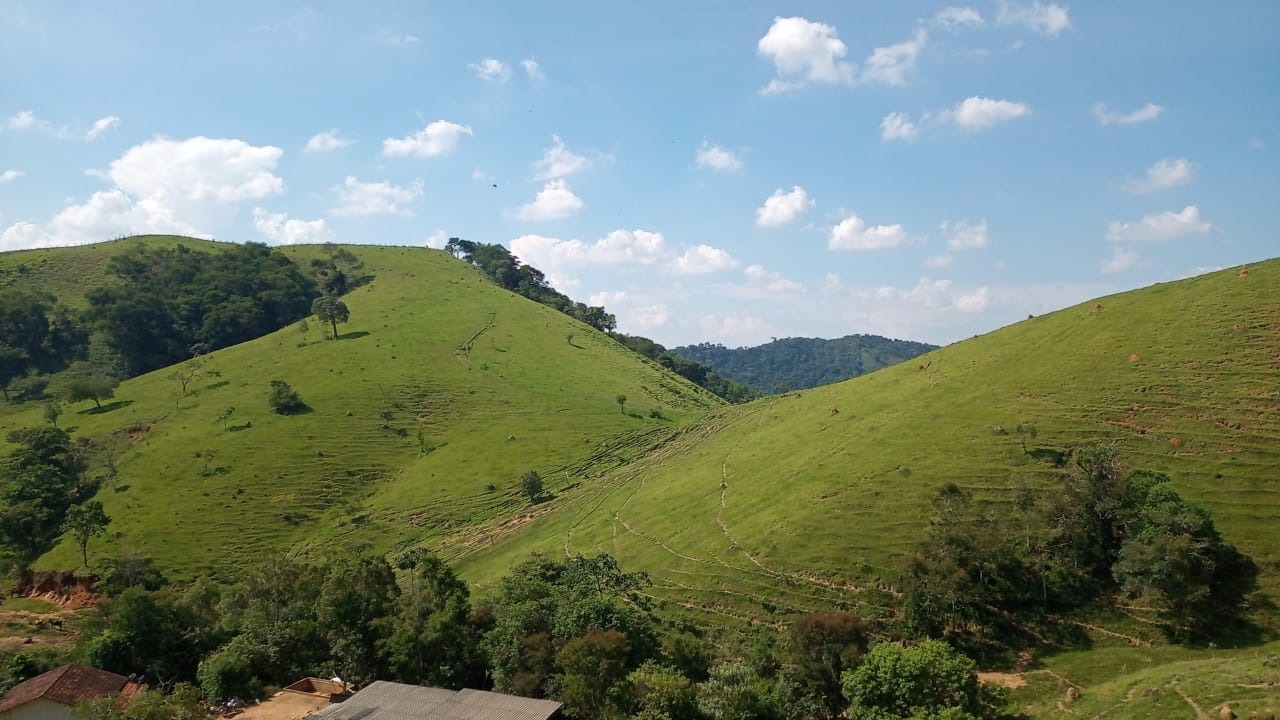 Sítio de 43 ha em Jambeiro, SP