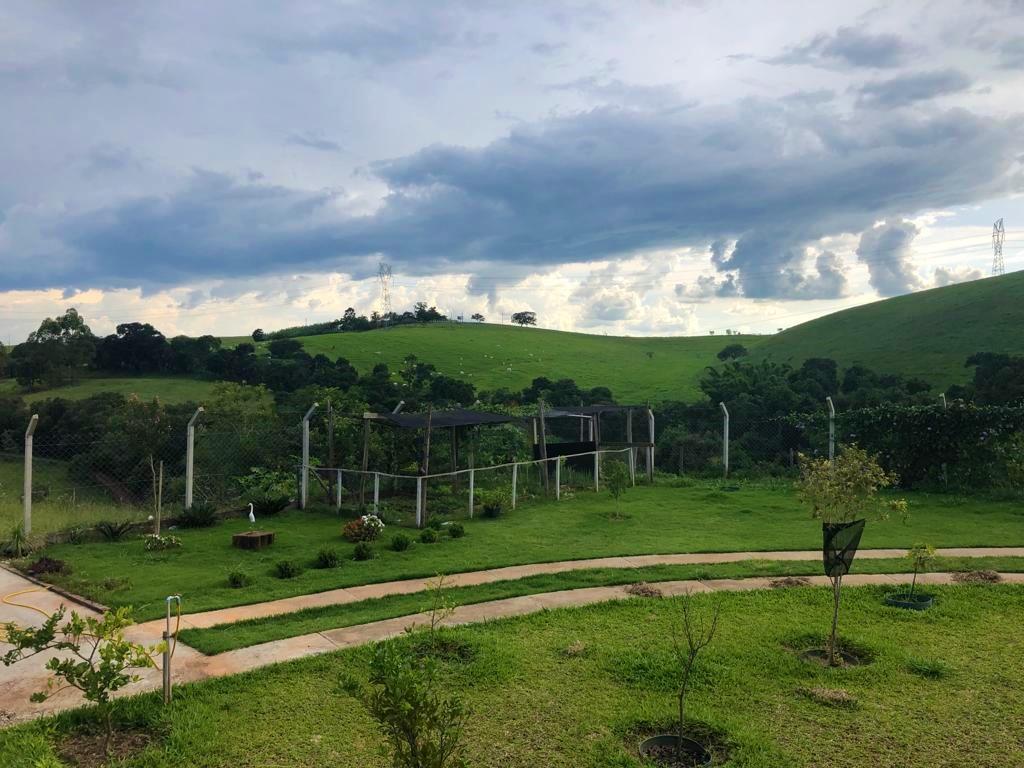 Chácara de 1.000 m² em Pouso Alegre, MG