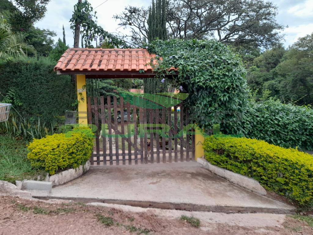 Chácara de 5.600 m² em Mairinque, SP