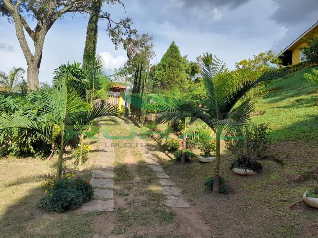 Chácara de 5.600 m² em Mairinque, SP