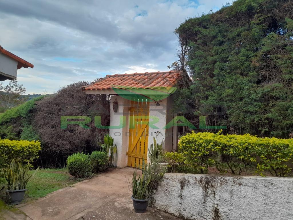 Chácara de 5.600 m² em Mairinque, SP
