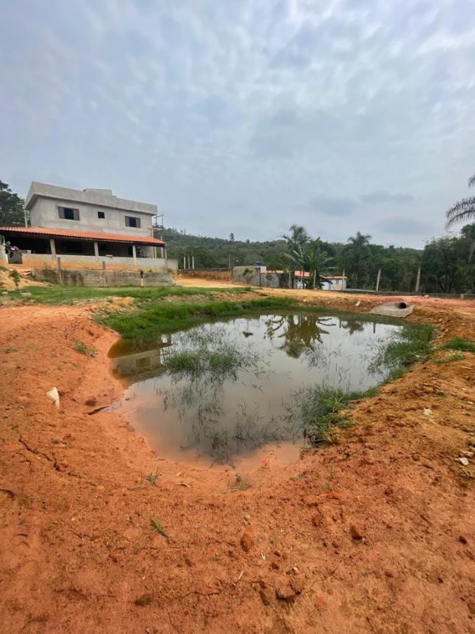 Chácara de 1.000 m² em Mairinque, SP