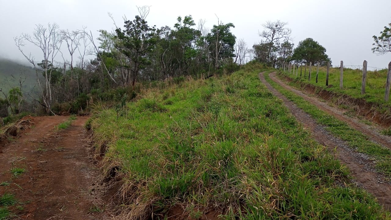 Terreno de 2 ha em São José dos Campos, SP