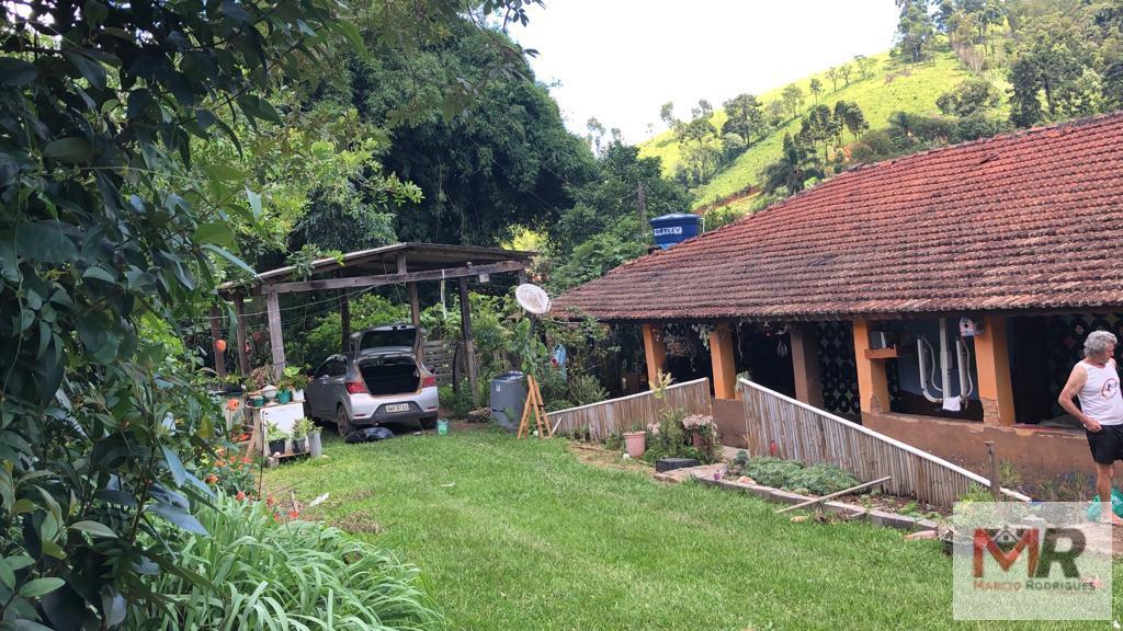 Sítio de 4.000 m² em Camanducaia, MG