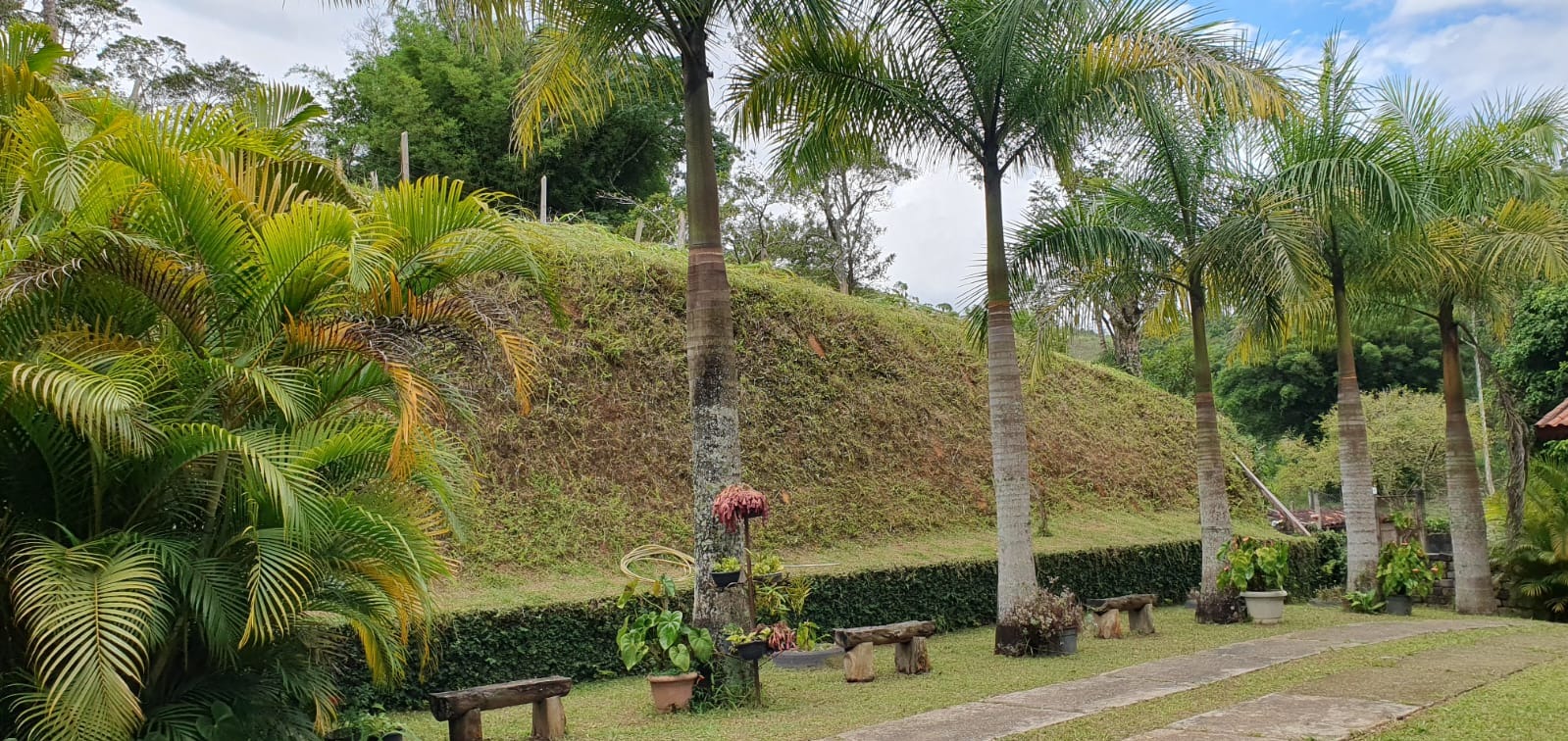 Sítio de 5 ha em São José dos Campos, SP