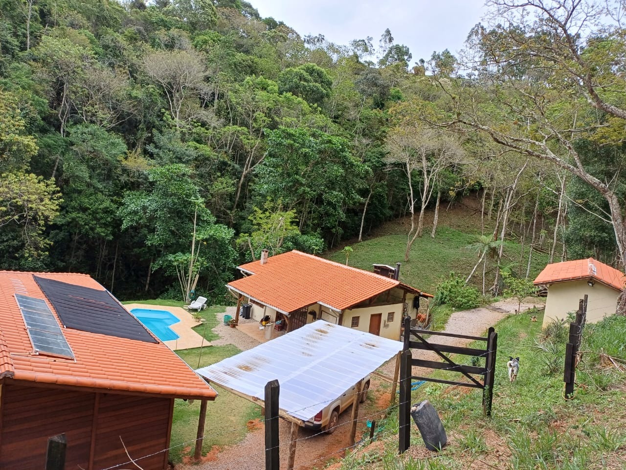 Sítio de 6 ha em Paraibuna, SP