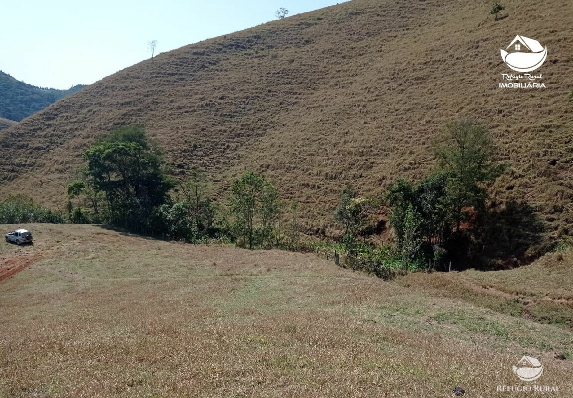 Sítio de 14 ha em Monteiro Lobato, SP