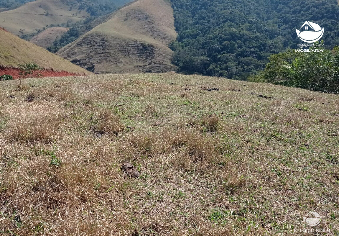 Sítio de 14 ha em Monteiro Lobato, SP