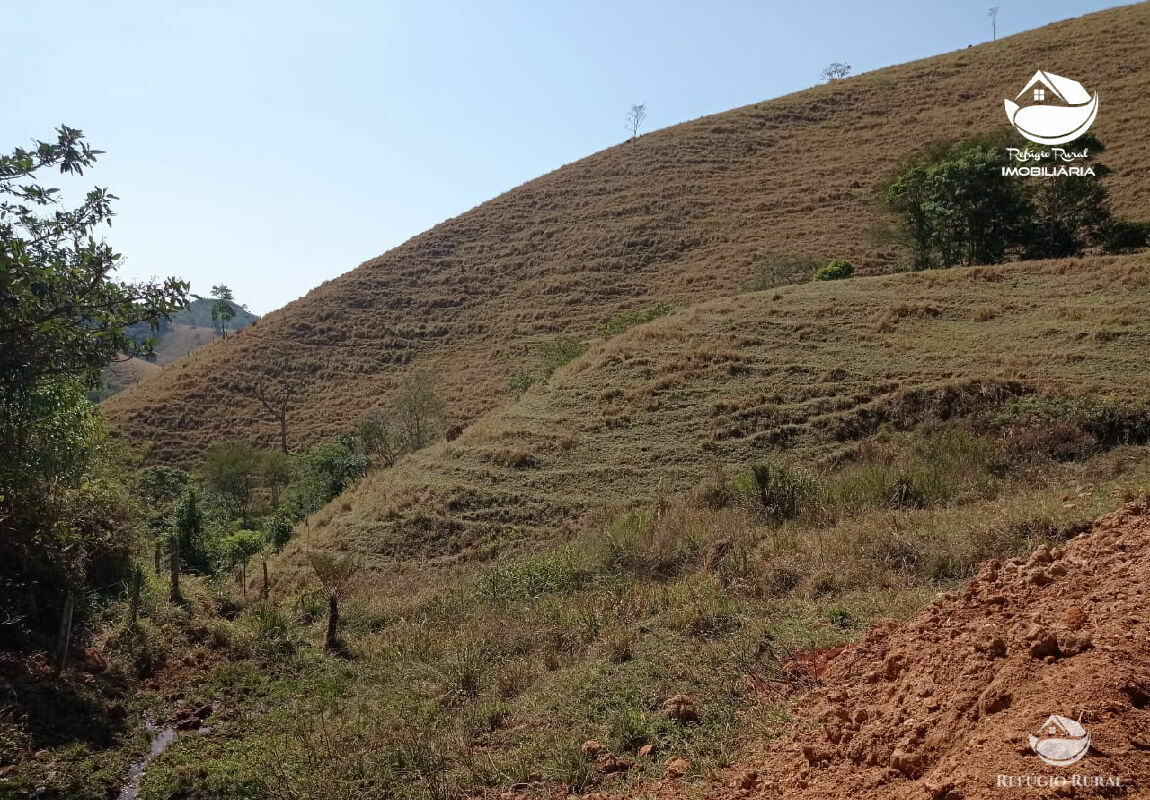 Sítio de 14 ha em Monteiro Lobato, SP