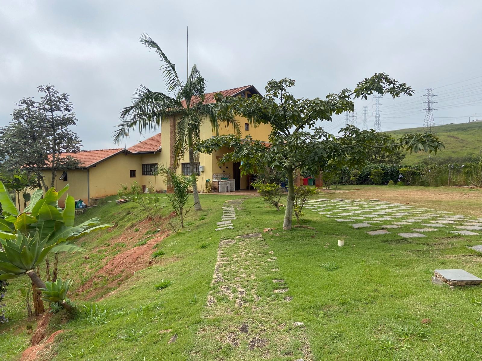 Chácara de 1.300 m² em Caçapava, SP