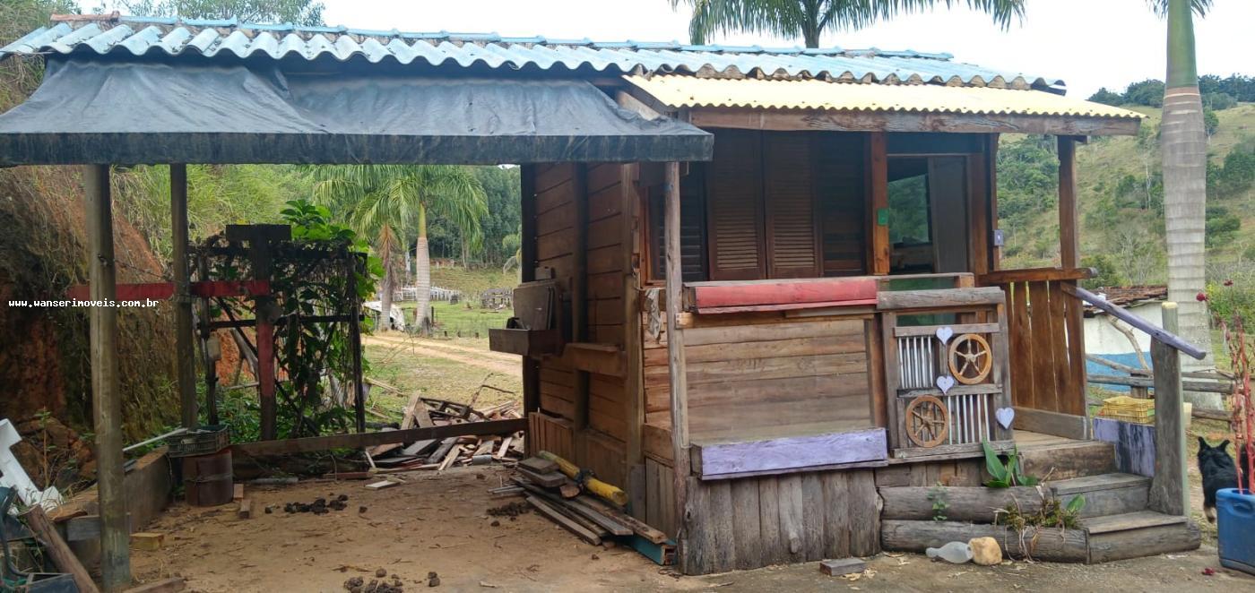 Sítio de 15 ha em Paraibuna, SP