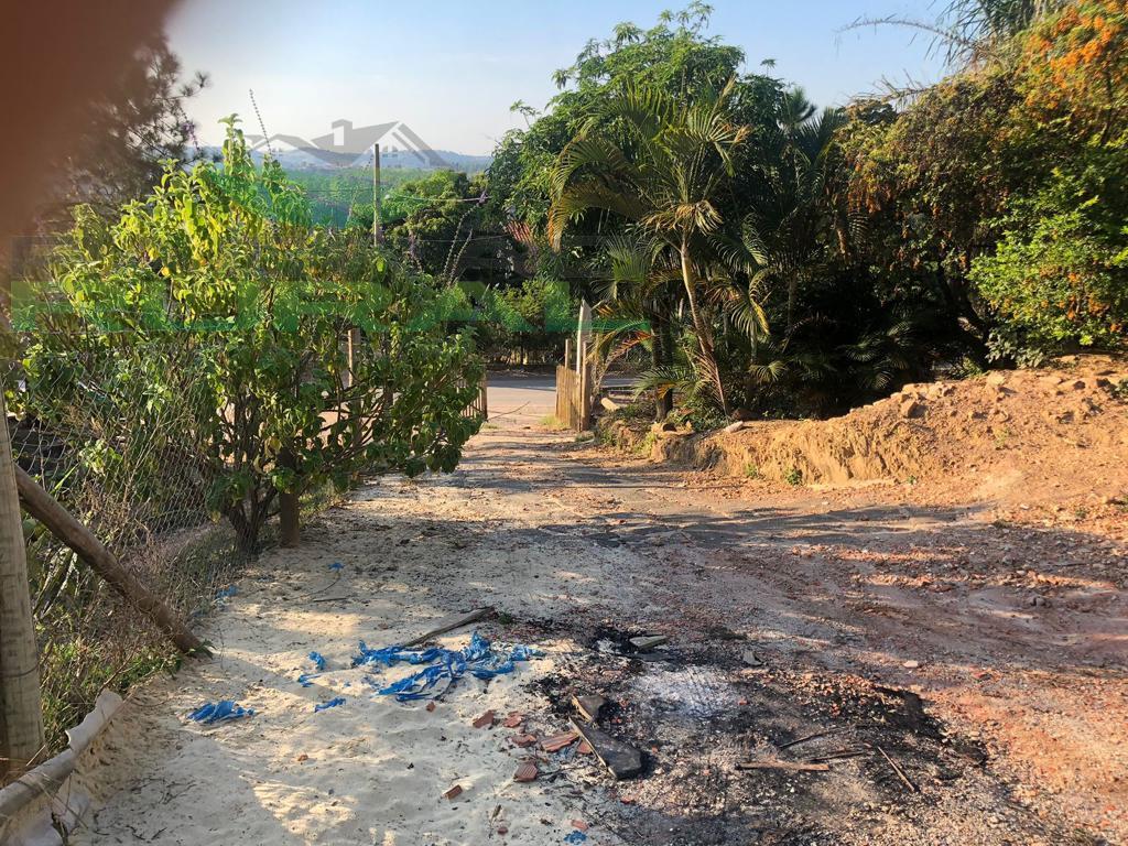 Chácara de 1.000 m² em Alumínio, SP