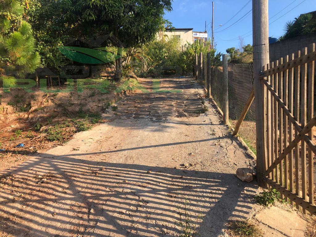 Chácara de 1.000 m² em Alumínio, SP