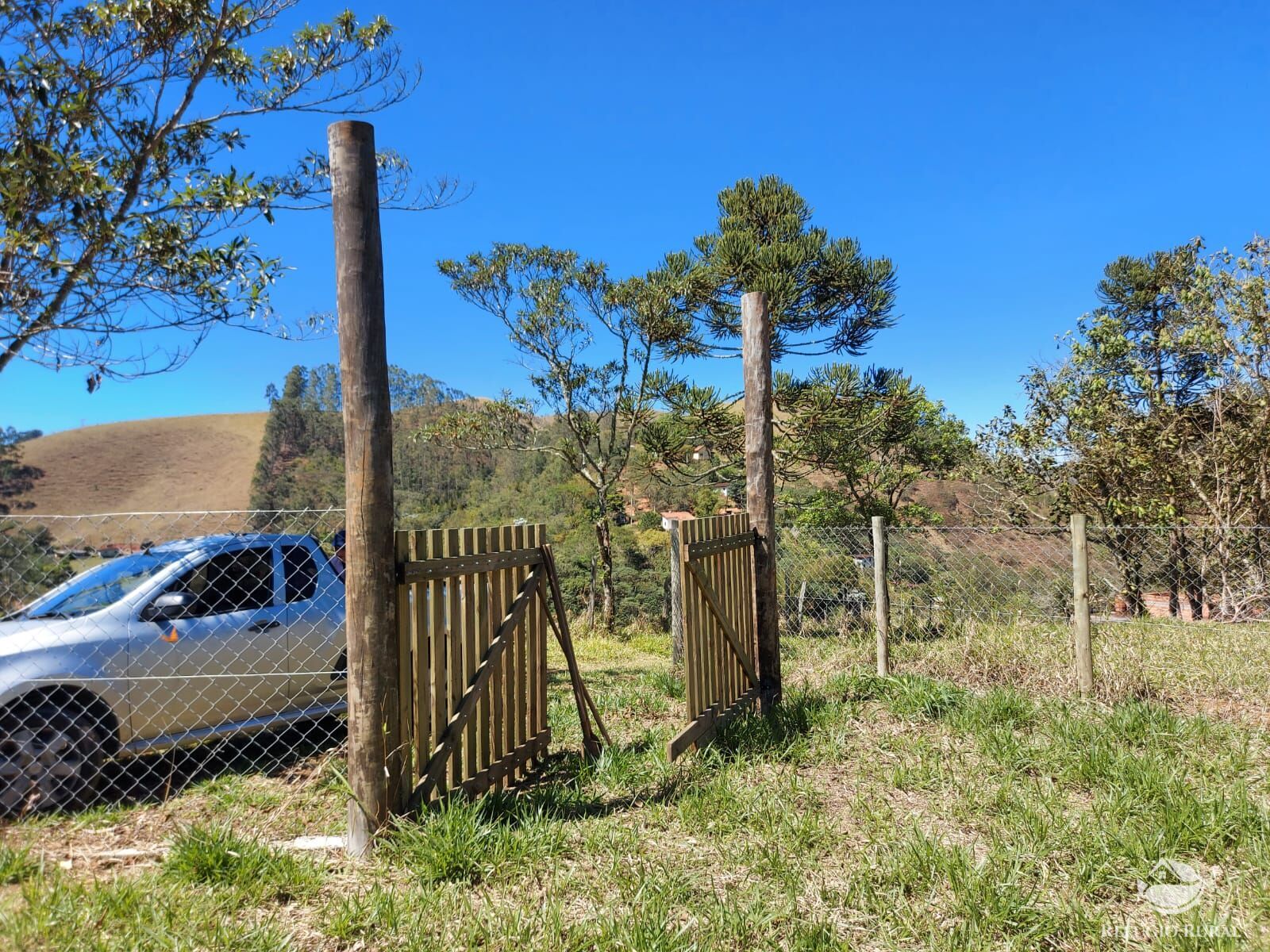 Terreno de 800 m² em Monteiro Lobato, SP