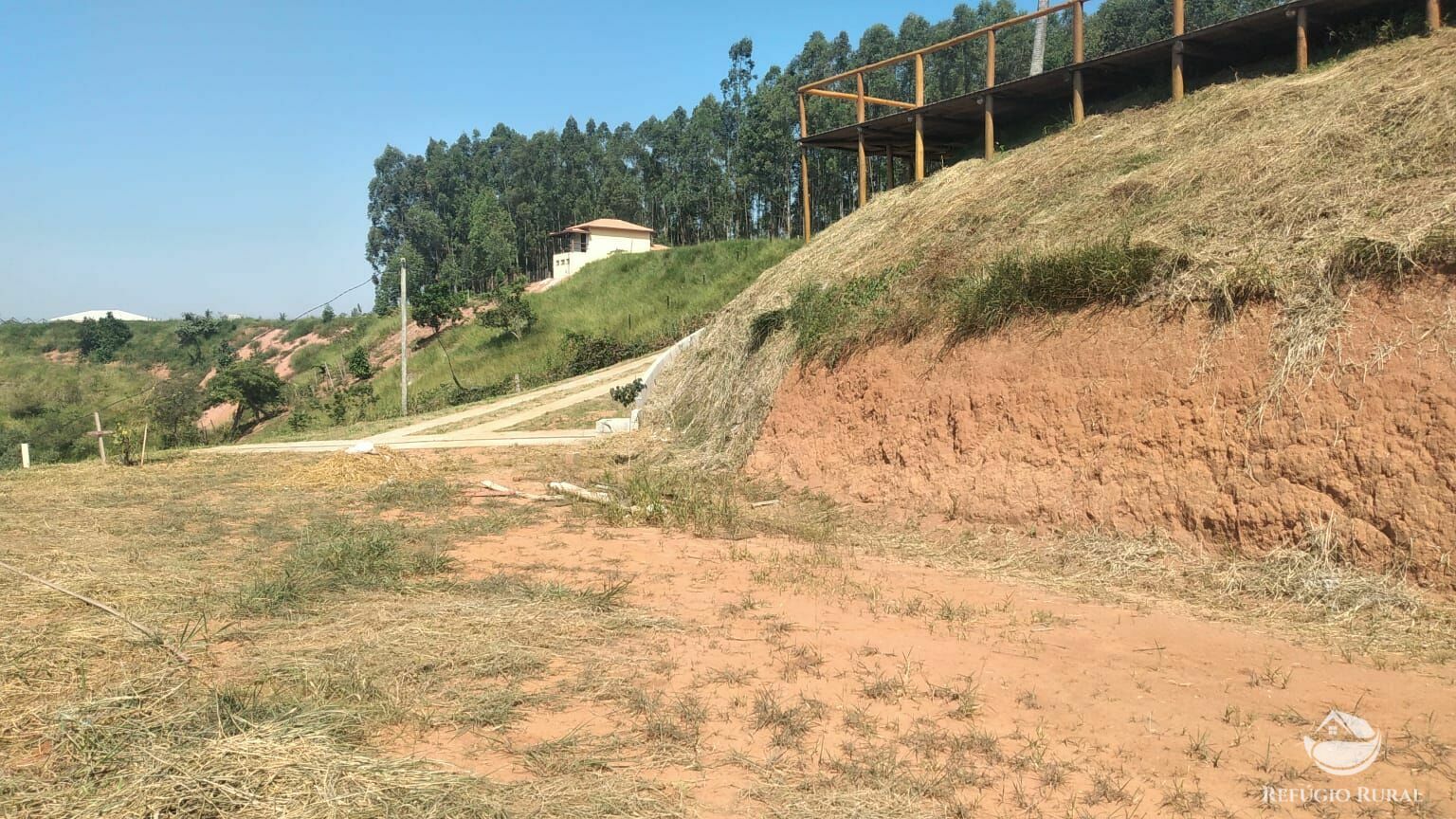 Chácara de 2.000 m² em São José dos Campos, SP