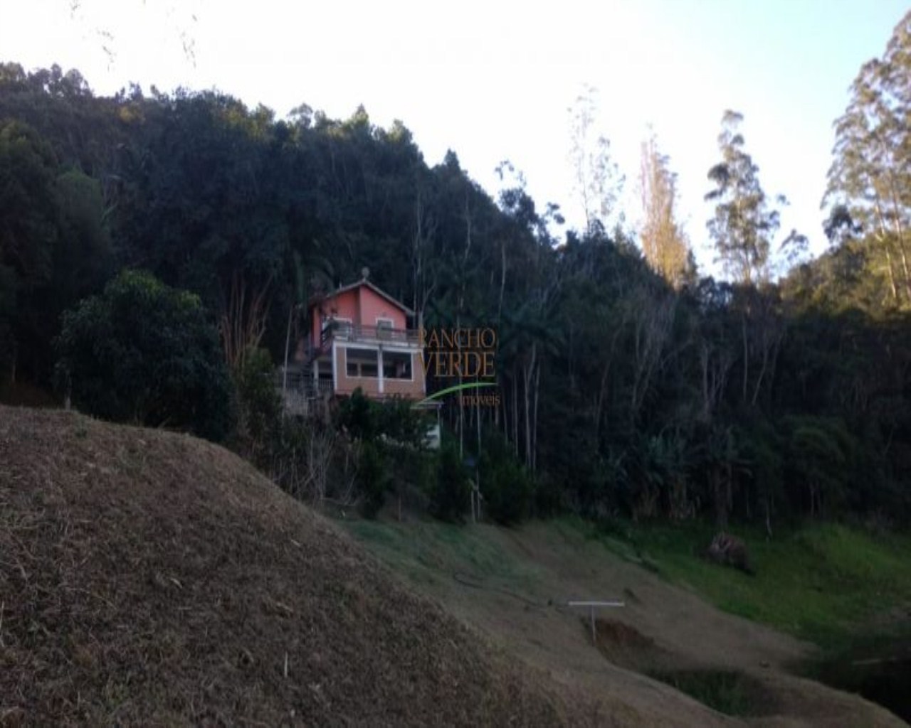 Chácara de 3 ha em Paraibuna, SP