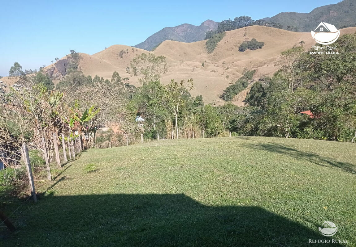 Chácara de 5.800 m² em São José dos Campos, SP