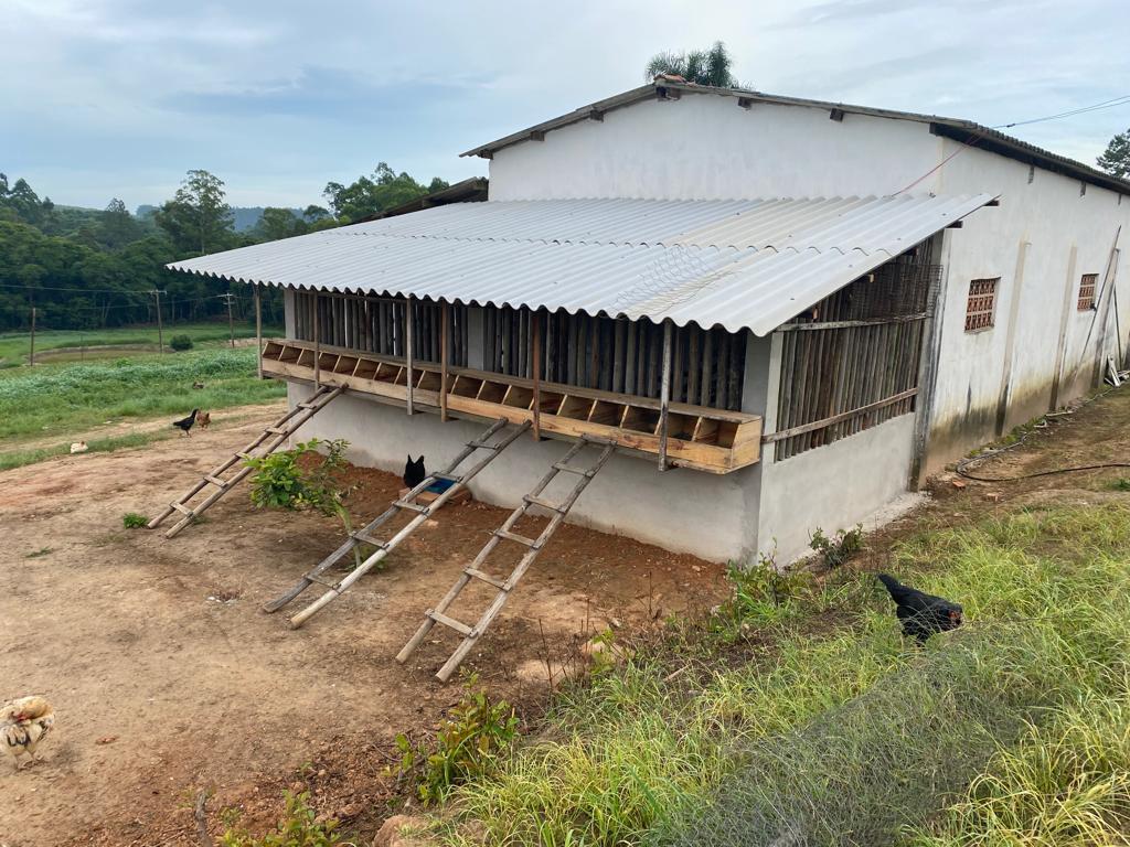 Sítio de 10 ha em São Miguel Arcanjo, SP