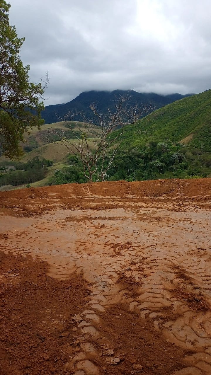 Terreno de 2 ha em São José dos Campos, SP