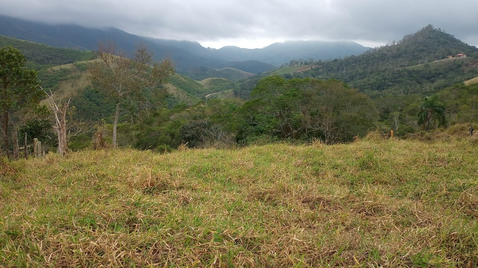 Terreno de 2 ha em São José dos Campos, SP