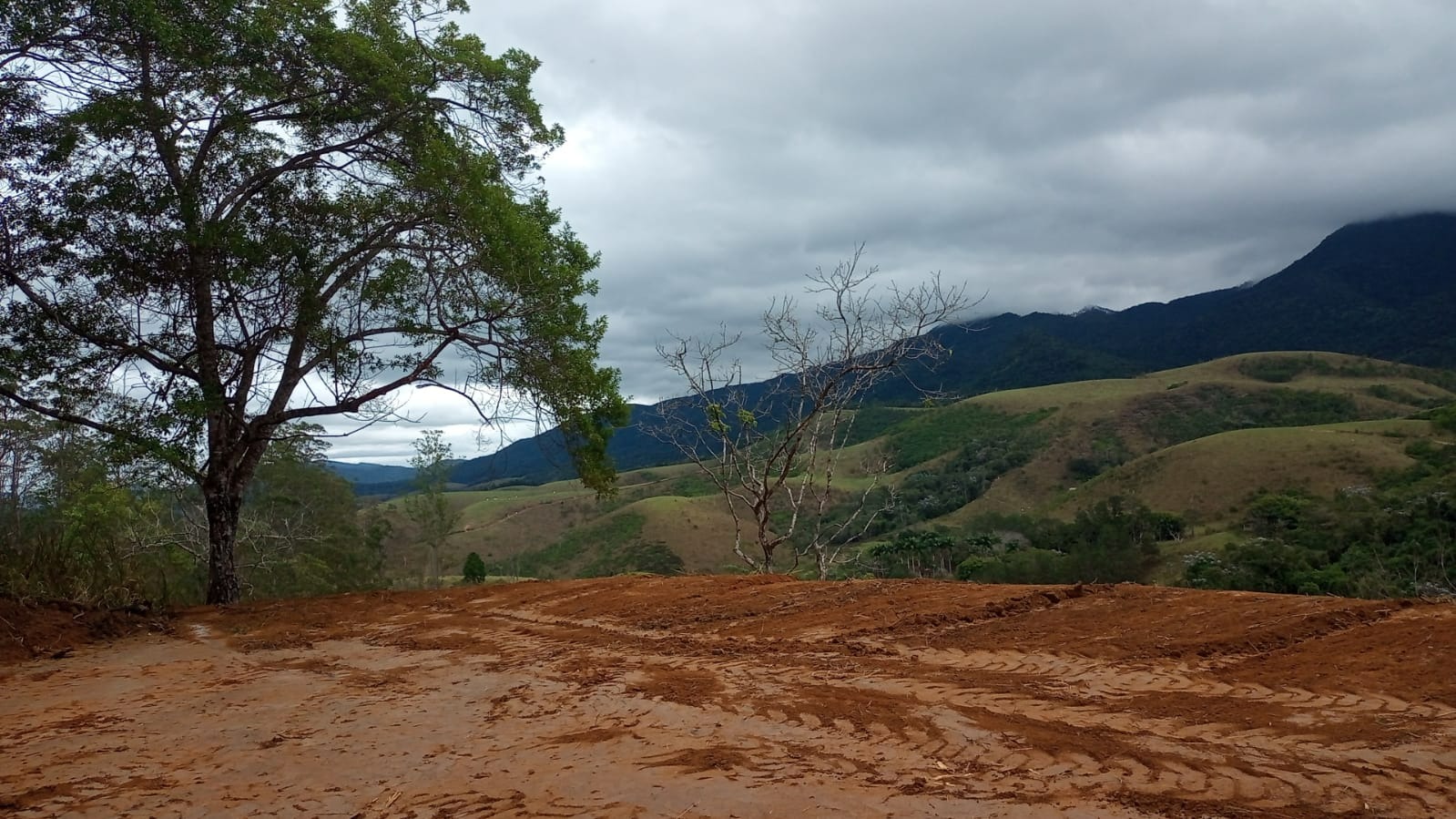 Terreno de 2 ha em São José dos Campos, SP