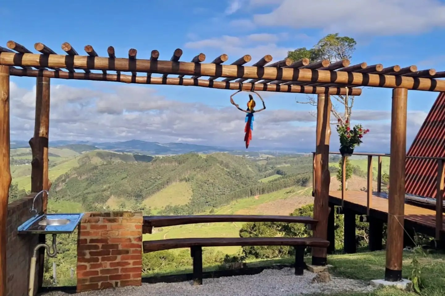 Chácara de 3 ha em Paraibuna, SP