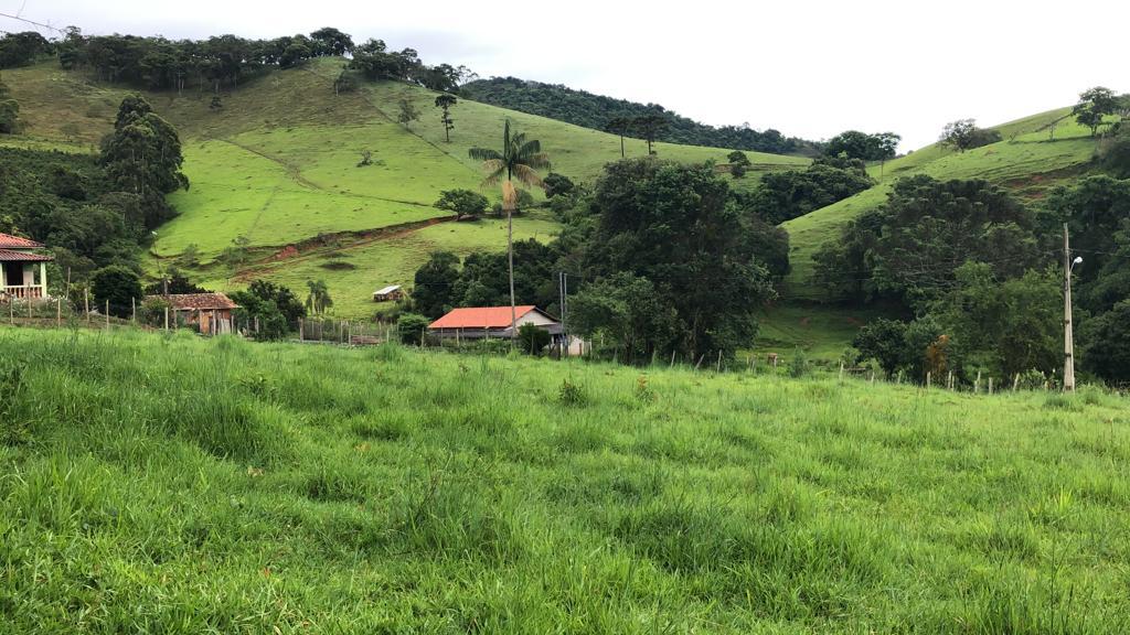 Terreno de 3.600 m² em Congonhal, MG