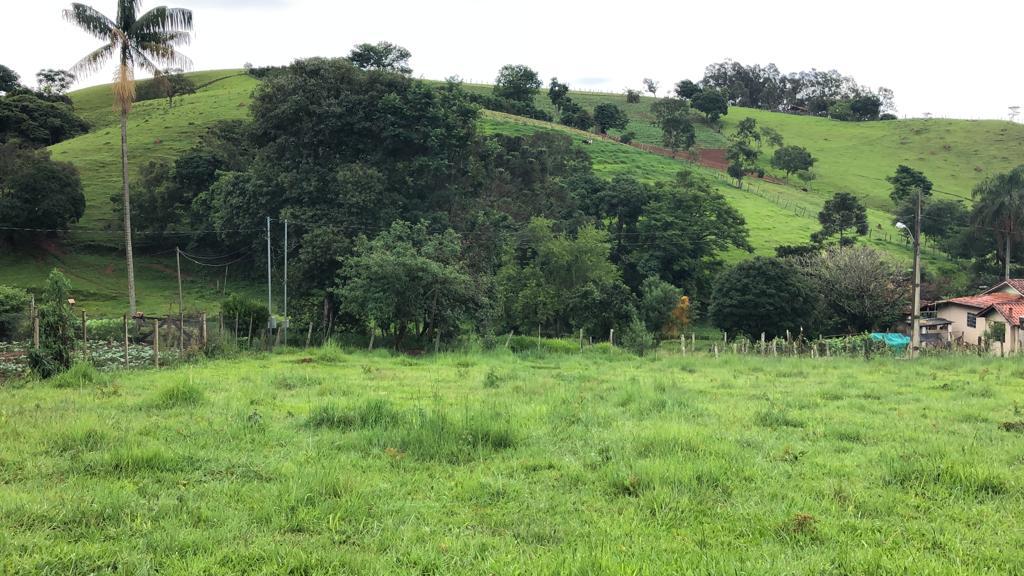 Terreno de 3.600 m² em Congonhal, MG