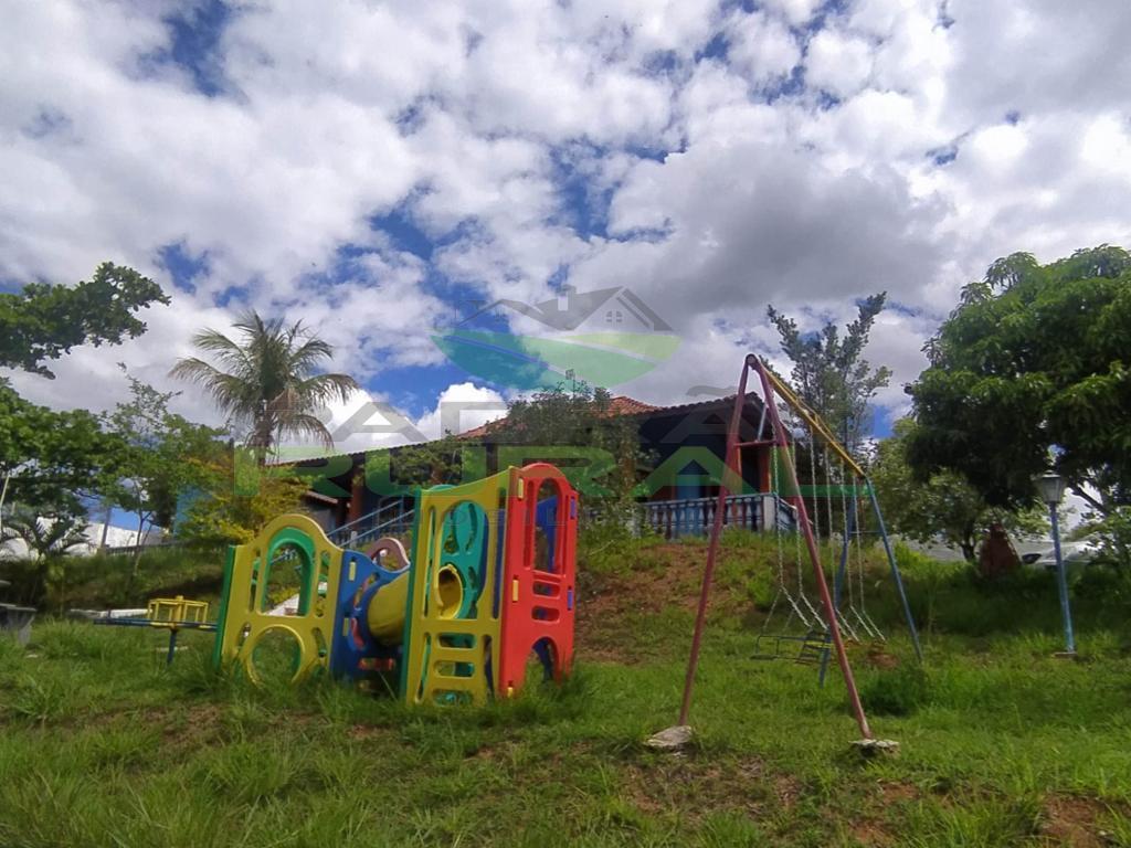 Chácara de 2.000 m² em Porangaba, SP