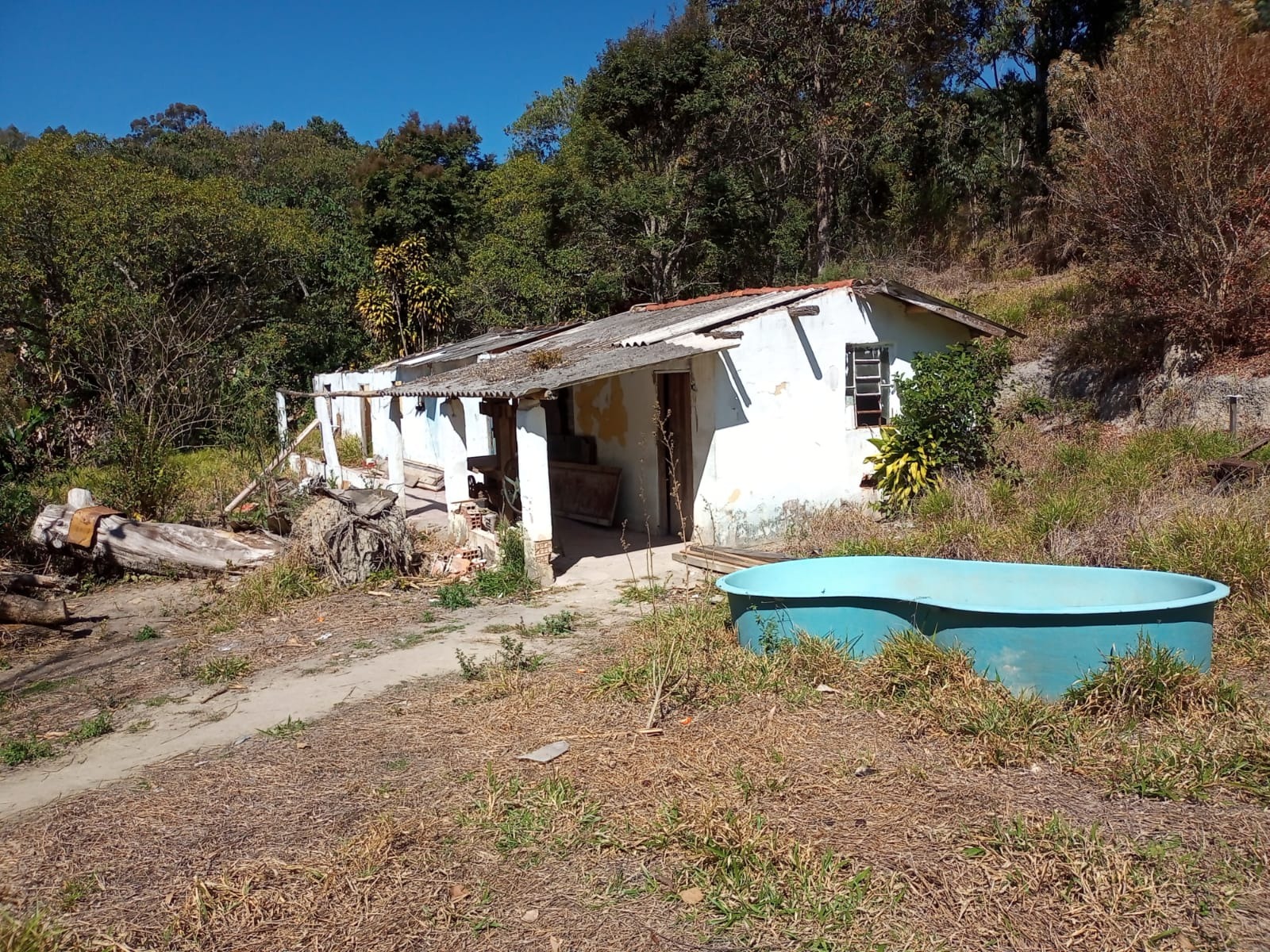 Sítio de 12 ha em Paraibuna, SP