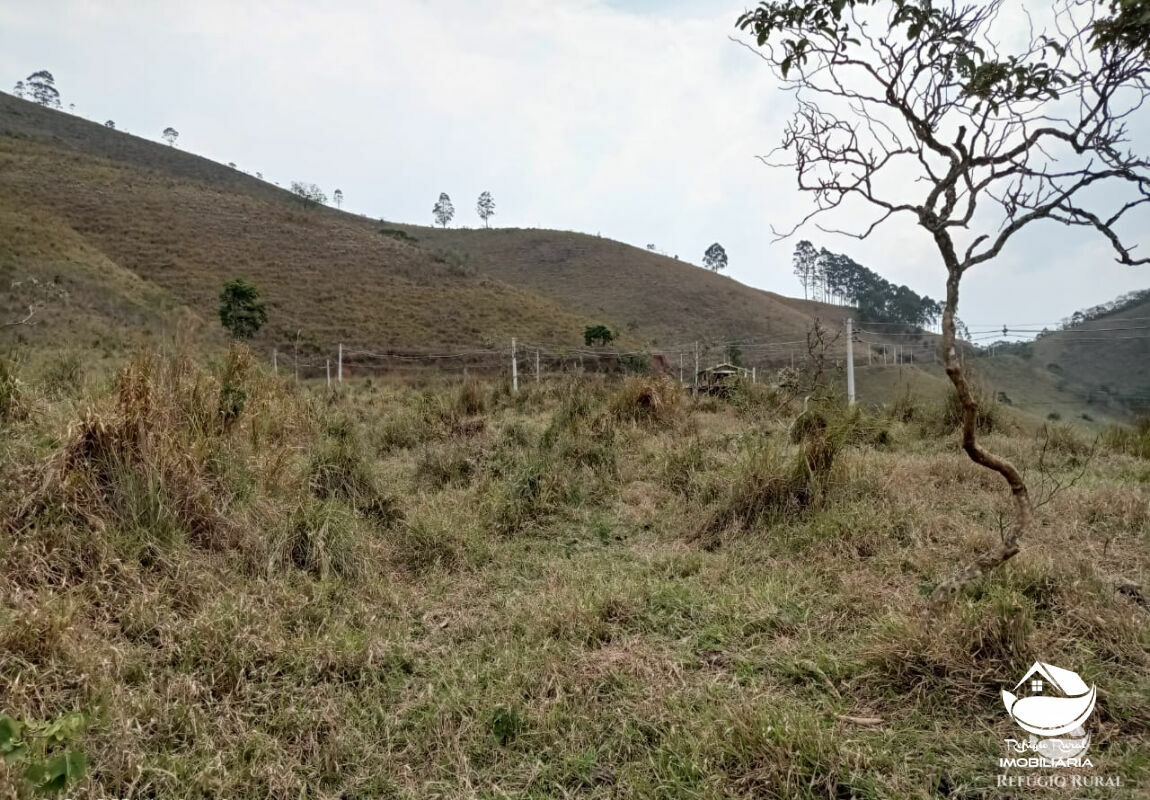 Sítio de 19 ha em Monteiro Lobato, SP